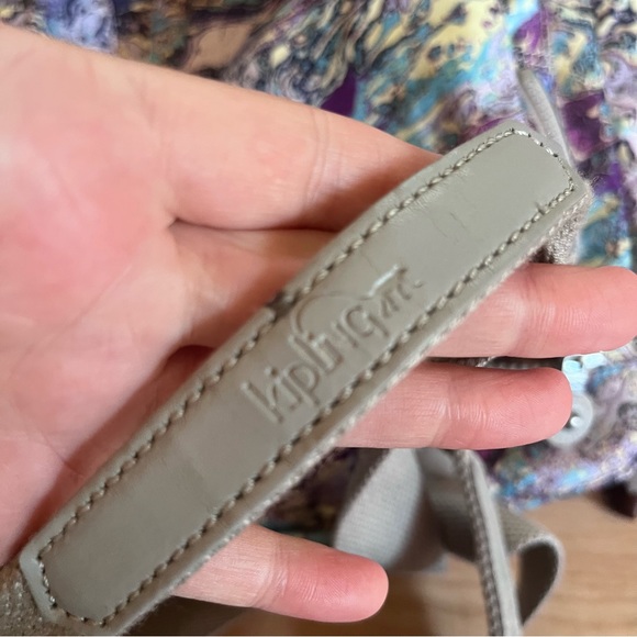 Kipling Cyrene Gray Oil Slick Overnight Carry On Travel Bag Tote - Picture 9 of 9